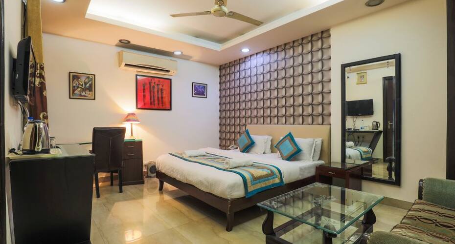 The Hermitage by Cosy Palace, New Delhi 4